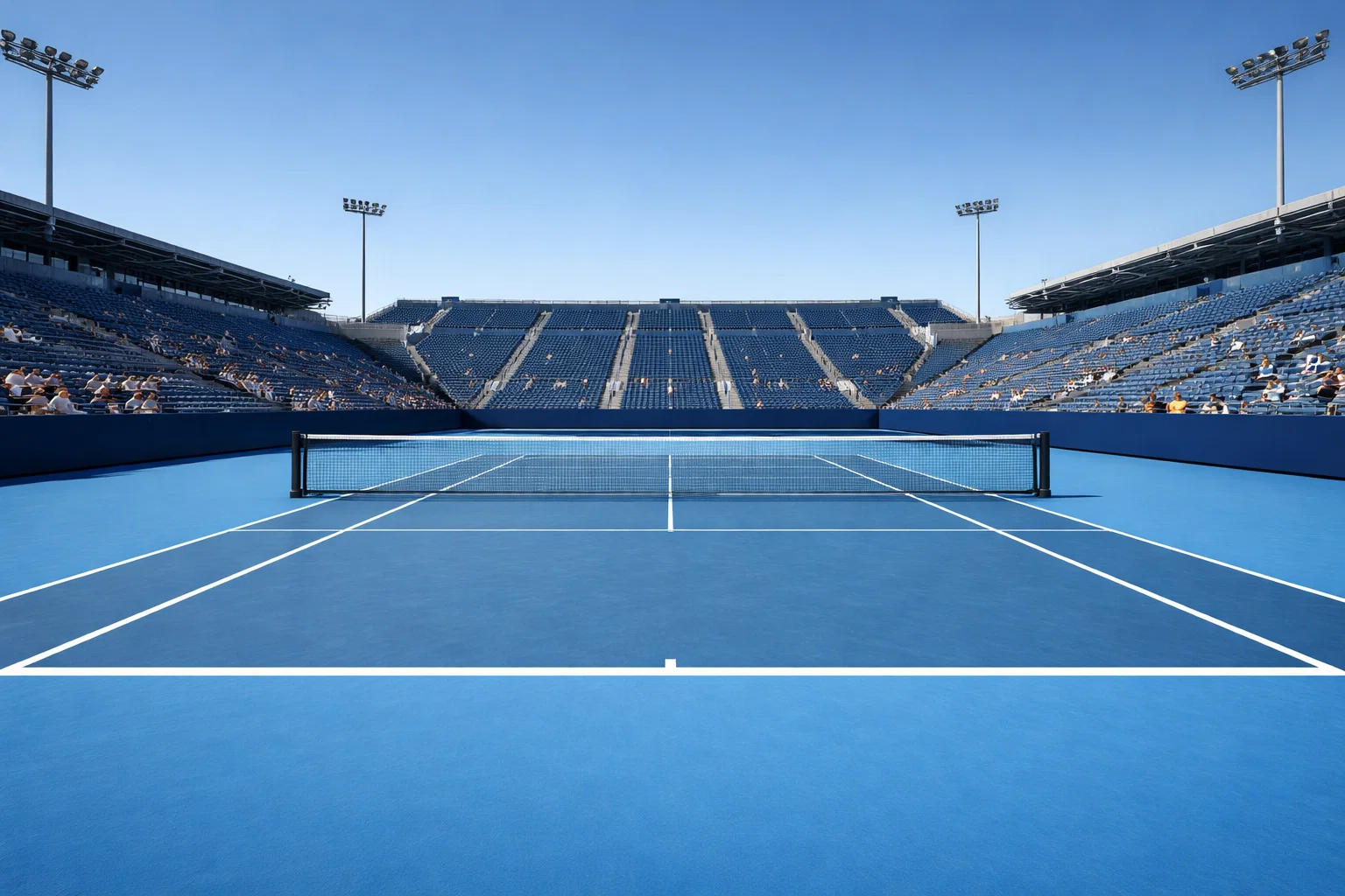 Tennisspelers op professionele hardcourtbaan